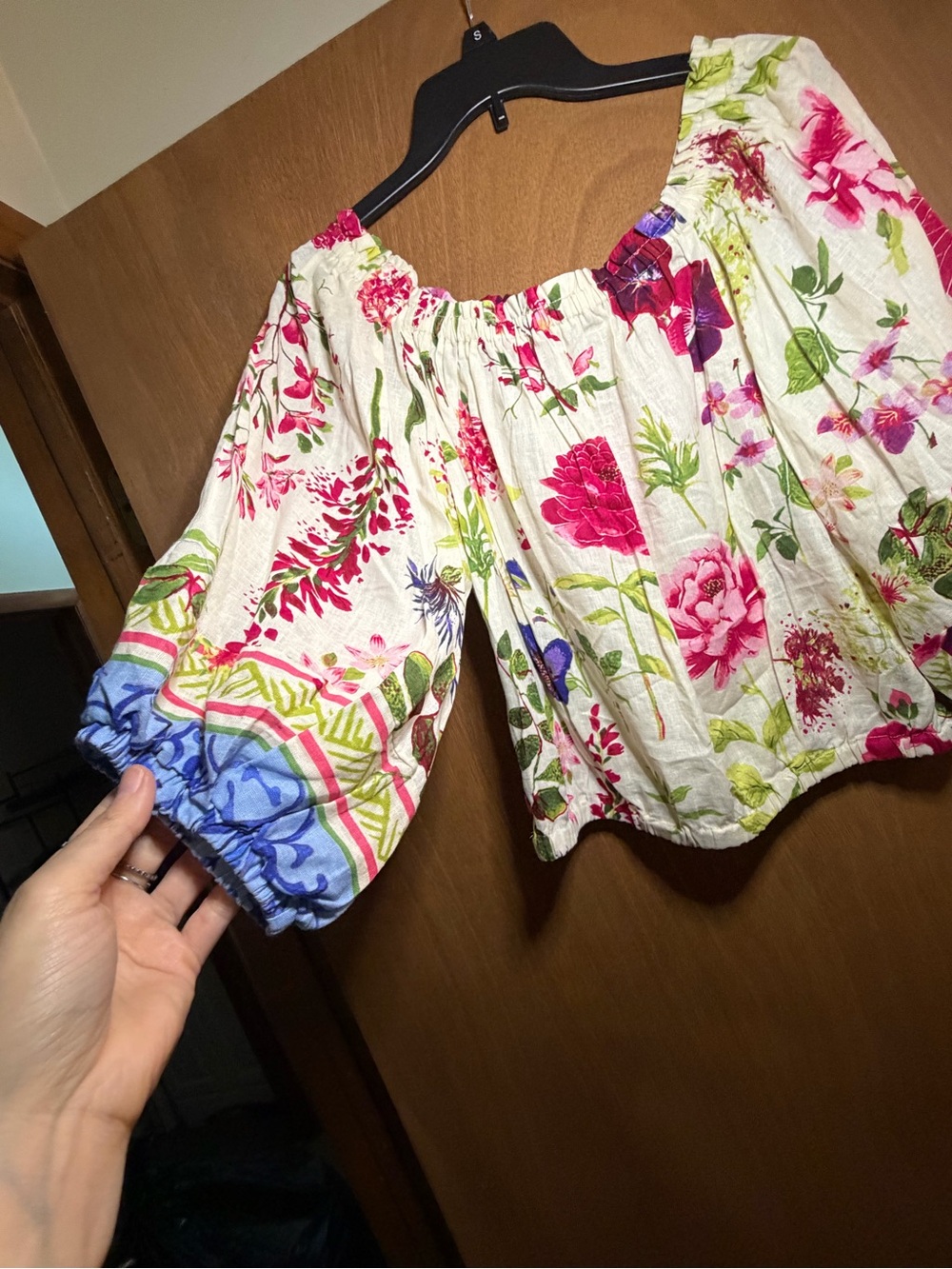Christian Siriano White Off-Shoulder Blouse with Pink & Green Floral Print MED - Picture 3 of 5